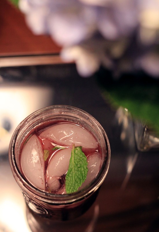 blackberry mint cocktail